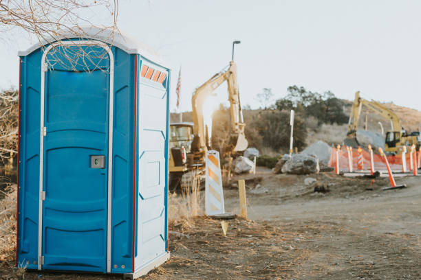 Best Luxury portable toilet rental  in Midland City, AL